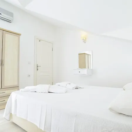 Kekik Azure Homes Oeluedeniz Fethiye