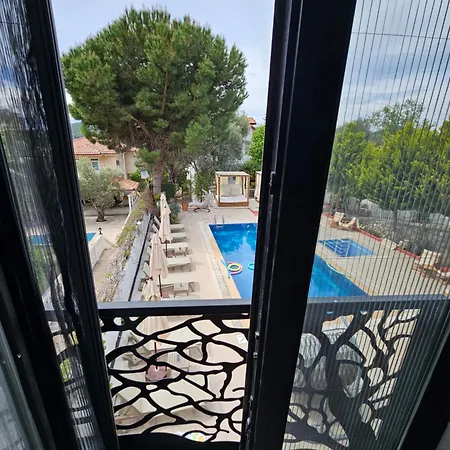 Kekik Azure Homes Oeluedeniz Fethiye