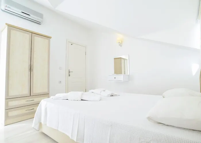 Kekik Azure Homes Oeluedeniz Fethiye